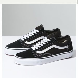 Old skool vans low top